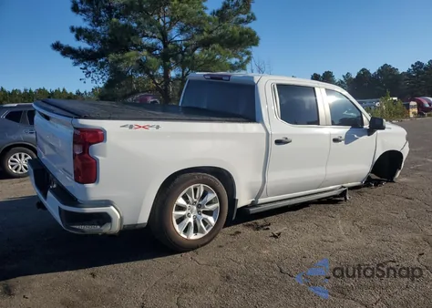 2023 Chevrolet Silverado K1500 Custom from USA, damaged, VIN 1GCPDBEK4PZ282951